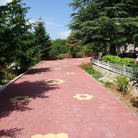 דירות שיבניק Countryside Family Retreat מראה חיצוני תמונה